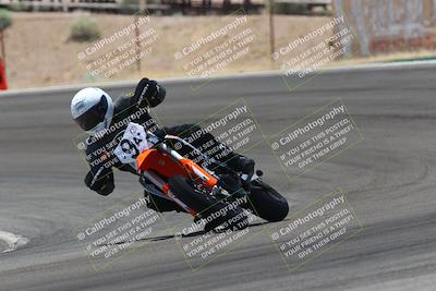 media/Apr-20-2025-AHRMA (Sun) [[393a79c373]]/Race/Group 7/Turn 4b/